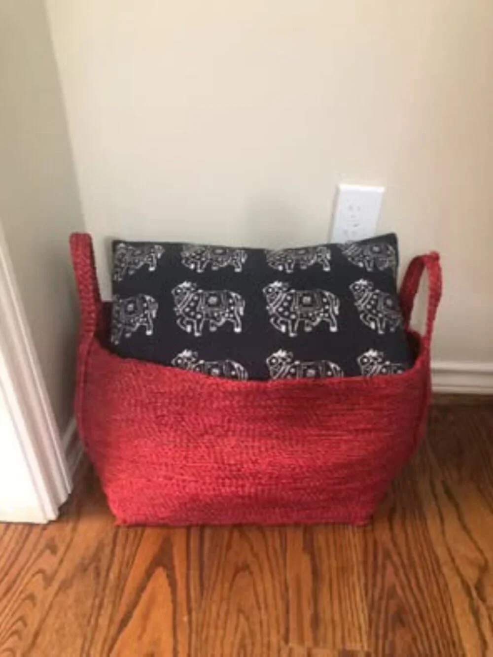 Jute hand braided bag woven wide space storage tote red